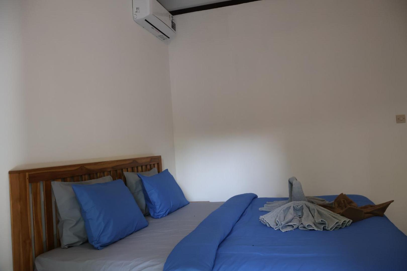 Rumah Tiga Gili Gili Air Esterno foto