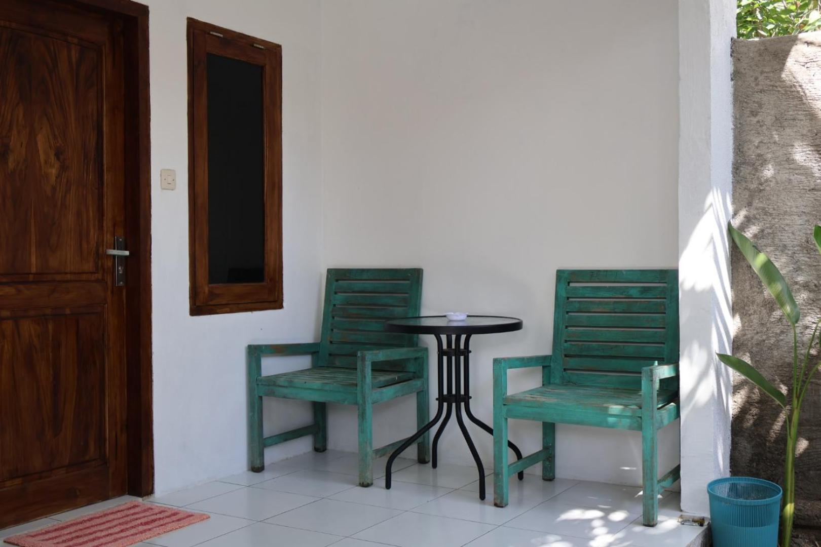 Rumah Tiga Gili Gili Air Esterno foto
