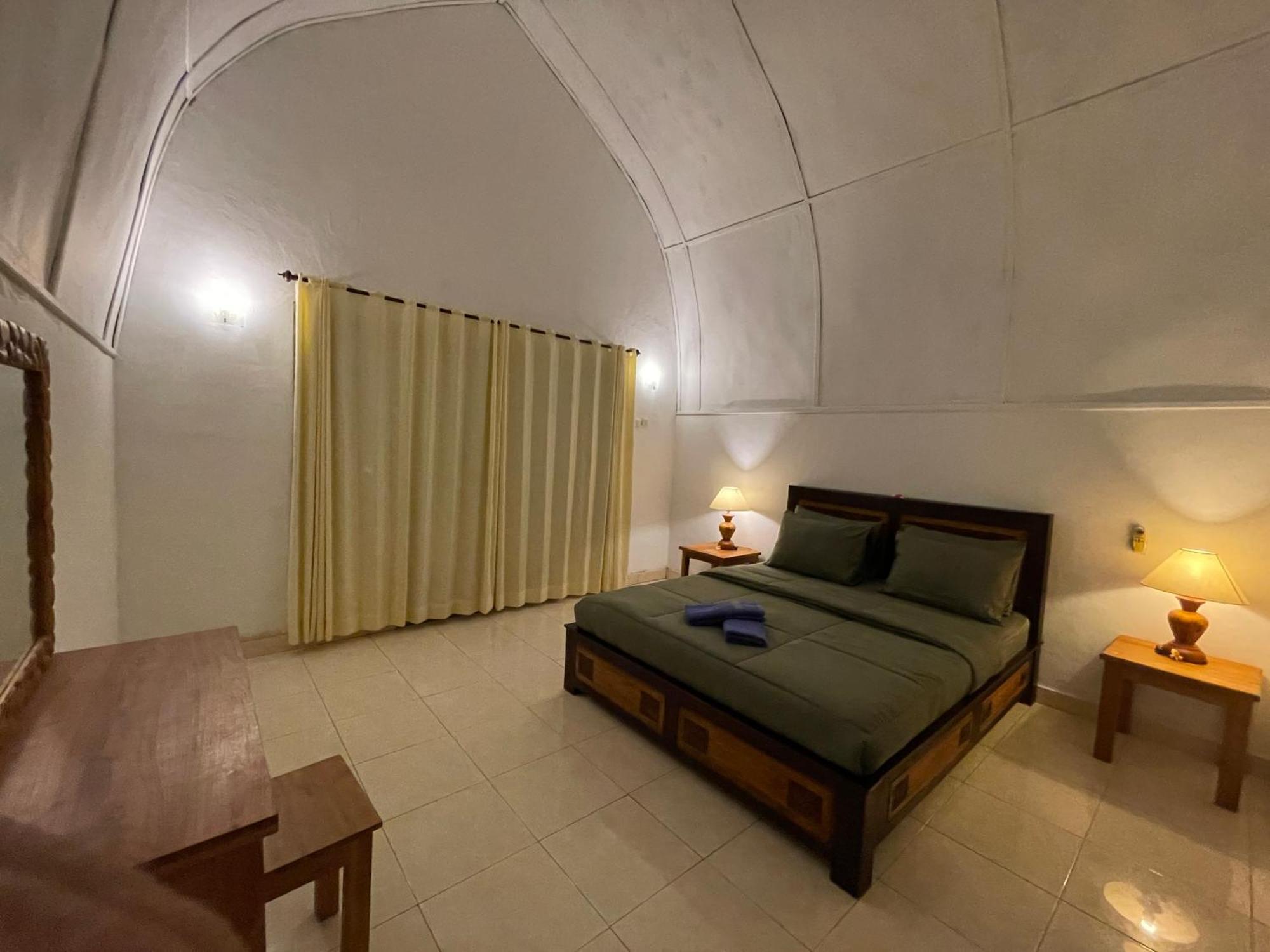 Rumah Tiga Gili Gili Air Esterno foto