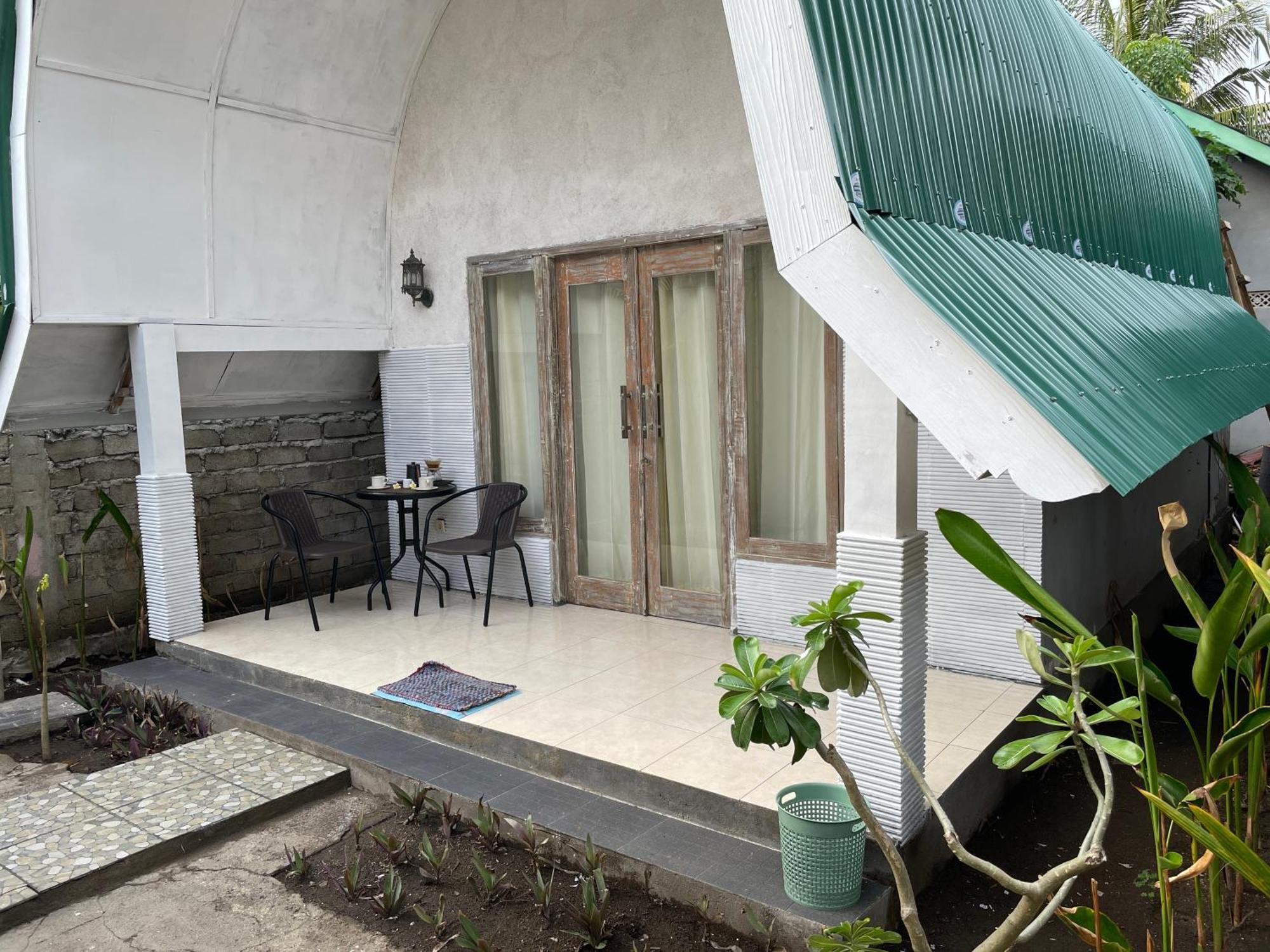Rumah Tiga Gili Gili Air Esterno foto